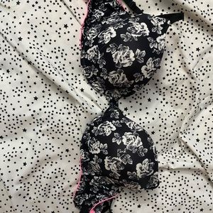 Victoria’s Secret Bra